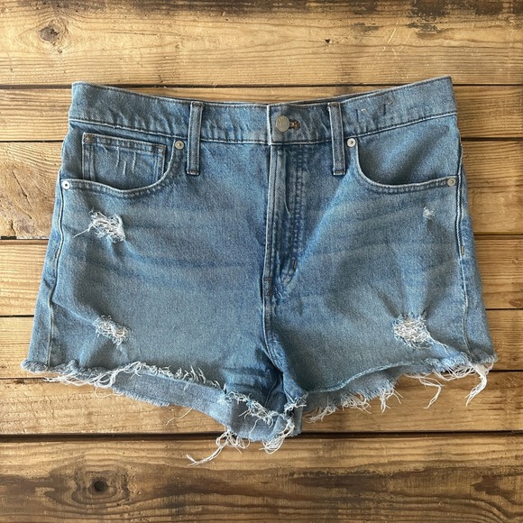 Madewell Pants - Madewell The Perfect Jean Short Distressed Raw Hem Light Wash Denim Size 31